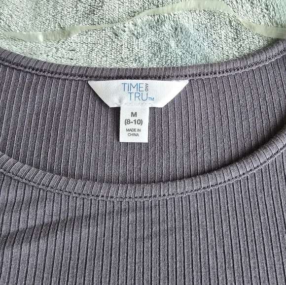 Time and Tru Puff Sleeve Rib Top.  Size Medium.  New without Tags.  Grey - Picture 3 of 6